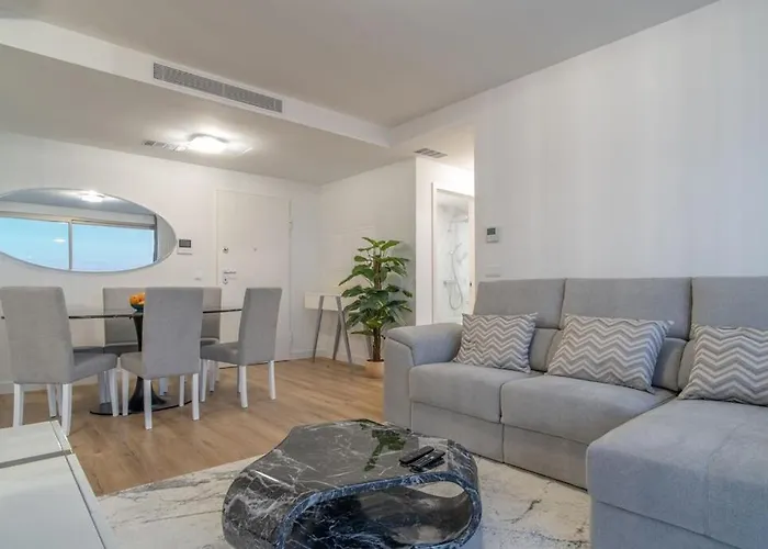 דירה The Place View