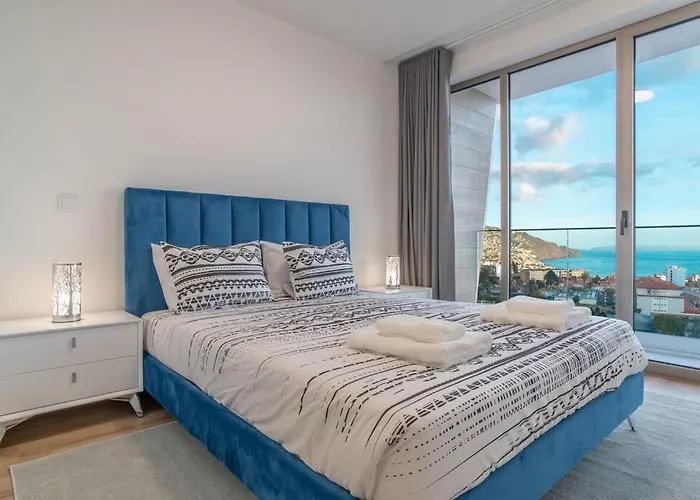 The Place View * فونشال